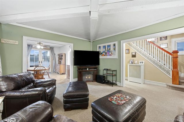 152 Rockaway Parkway, Valley Stream, NY 11580