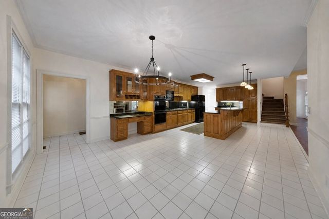 799 Oak Trail Drive, Marietta, GA 30062