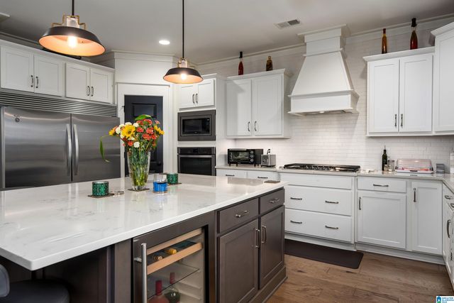 2236 BLACK CREEK CROSSING, Hoover, AL 35244