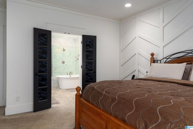 2236 BLACK CREEK CROSSING, Hoover, AL 35244