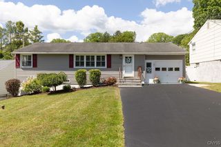 104 Beverly Drive, Camillus, NY 13219