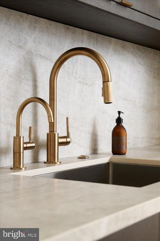 1115 RHODE ISLAND AVE NW, Washington, DC 20005