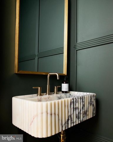 1115 RHODE ISLAND AVE NW, Washington, DC 20005