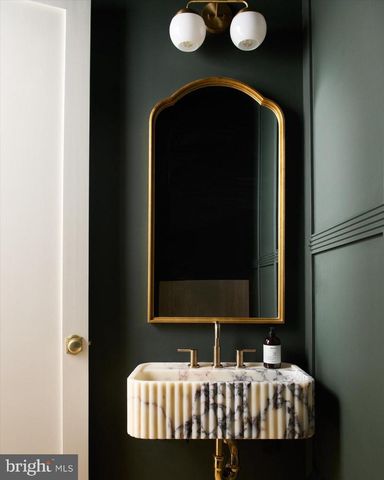 1115 RHODE ISLAND AVE NW, Washington, DC 20005