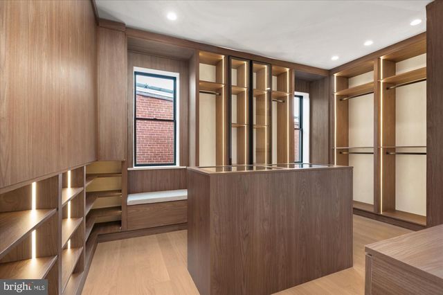 1115 RHODE ISLAND AVE NW, Washington, DC 20005