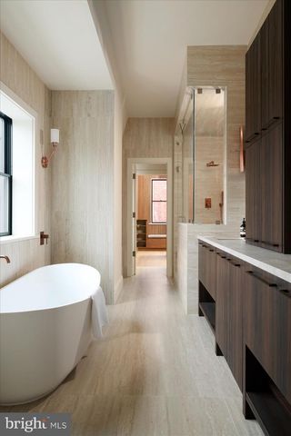 1115 RHODE ISLAND AVE NW, Washington, DC 20005