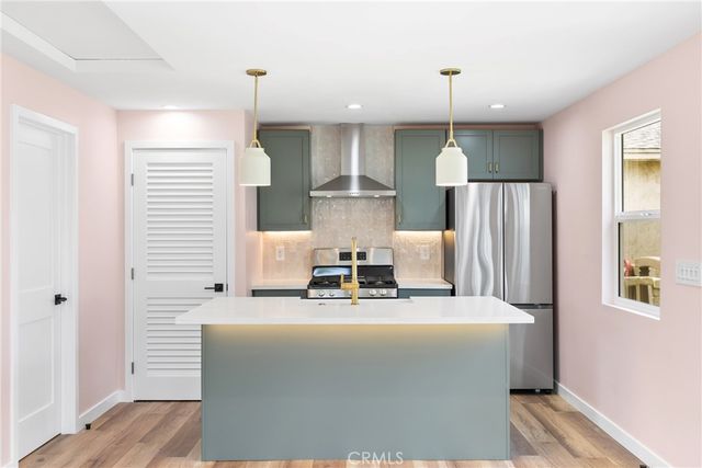 4312 W 59th Street, Los Angeles, CA 90043