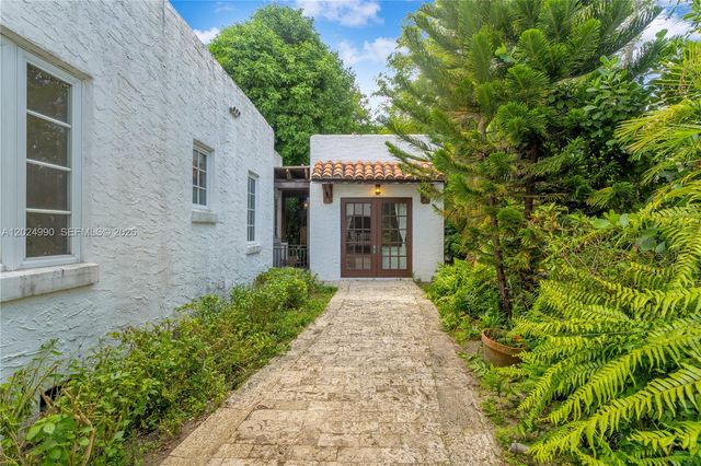 1119 Lisbon St, Coral Gables, FL 33134