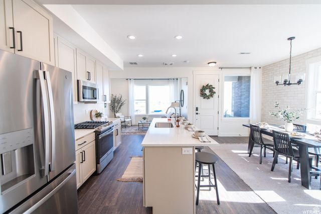 11556 S WATERCOURSE RD, South Jordan, UT 84009