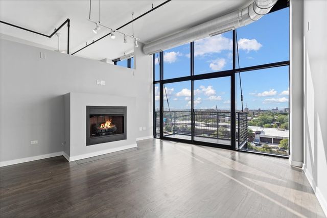 1224 W VAN BUREN Street 809, Chicago, IL 60607