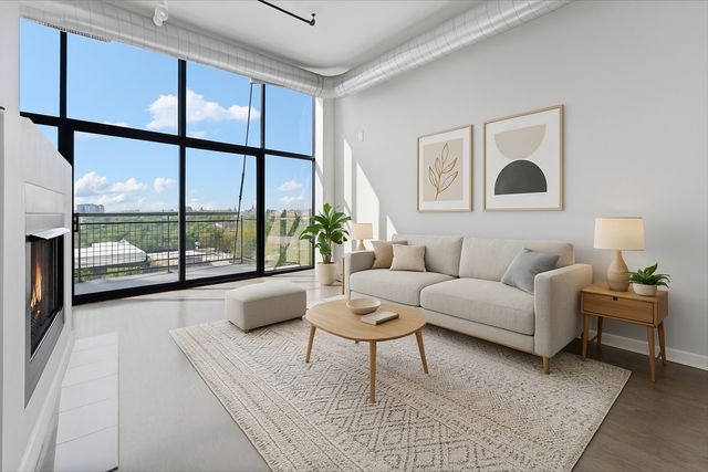 1224 W VAN BUREN Street 809, Chicago, IL 60607