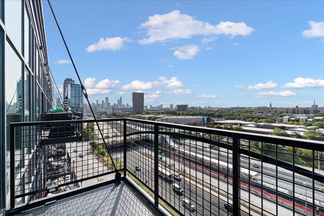 1224 W VAN BUREN Street 809, Chicago, IL 60607