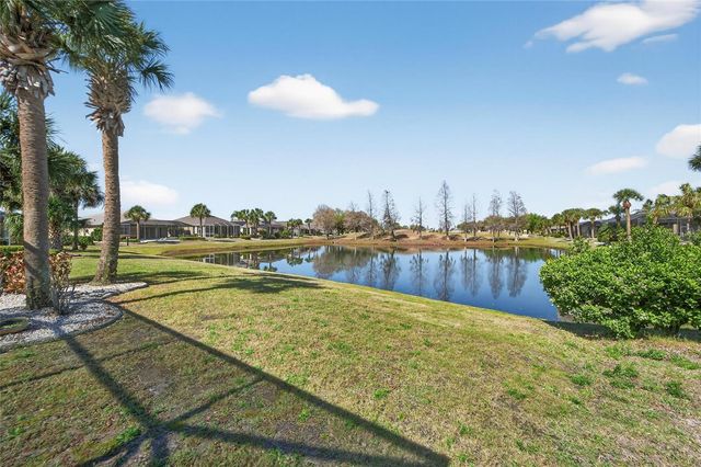 915 REGAL MANOR WAY, Sun City Center, FL 33573