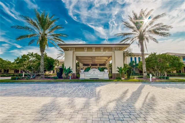 915 REGAL MANOR WAY, Sun City Center, FL 33573