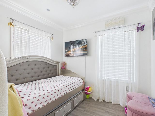 9911 Haitian Dr, Cutler Bay, FL 33189