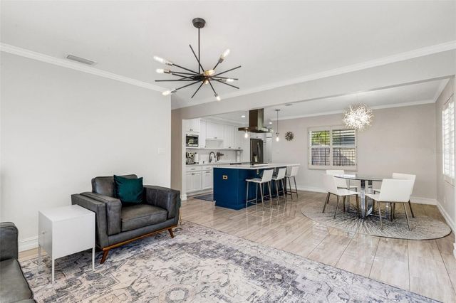 2914 W LAKE AVENUE, Tampa, FL 33607