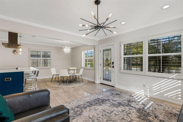 2914 W LAKE AVENUE, Tampa, FL 33607