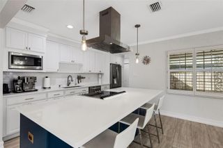 2914 W LAKE AVENUE, Tampa, FL 33607