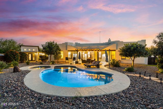 420 W ADAMANDA Drive, Phoenix, AZ 85086