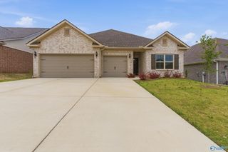 186 Pennington Avenue, Huntsville, AL 35811