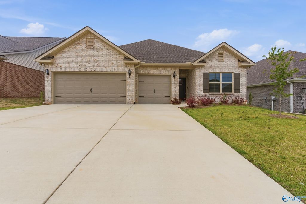 186 Pennington Avenue, Huntsville, AL 35811