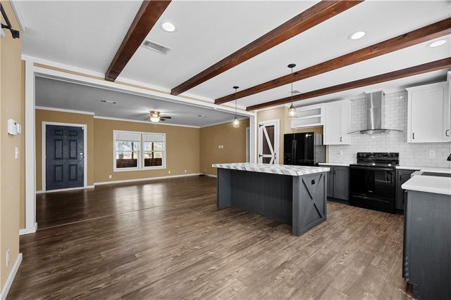 1511 Monkey Rd, Rockport, TX 78382