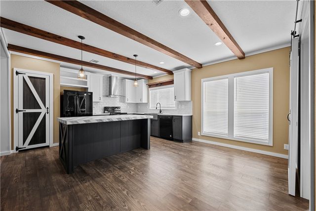 1511 Monkey Rd, Rockport, TX 78382