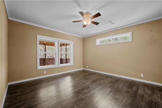 1511 Monkey Rd, Rockport, TX 78382