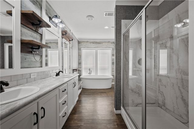 1511 Monkey Rd, Rockport, TX 78382