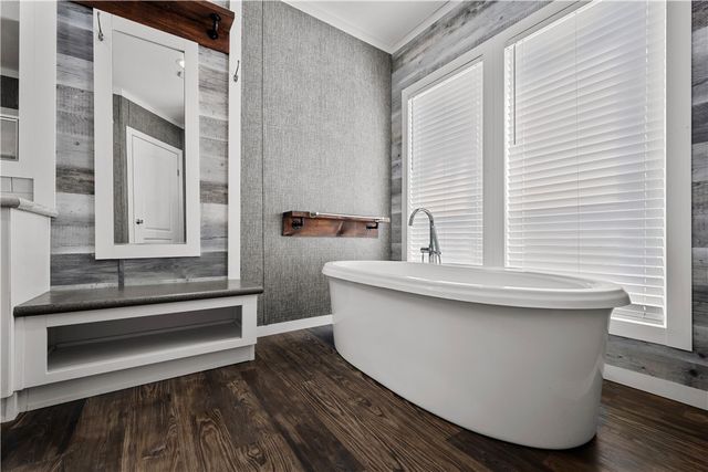 1511 Monkey Rd, Rockport, TX 78382