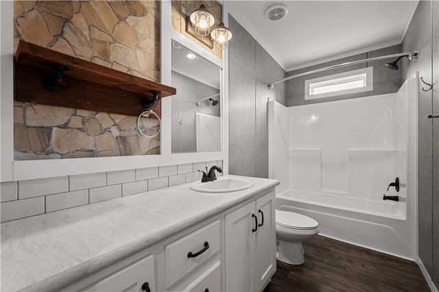 1511 Monkey Rd, Rockport, TX 78382