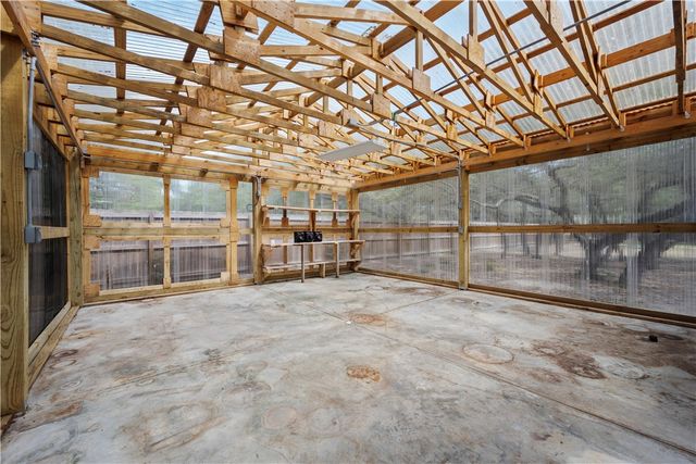 1511 Monkey Rd, Rockport, TX 78382