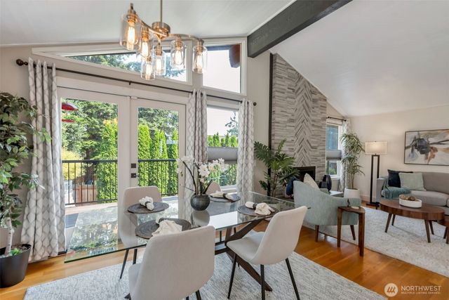 18804 64th Avenue NE, Kenmore, WA 98028