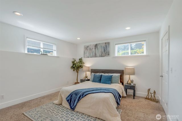 18804 64th Avenue NE, Kenmore, WA 98028