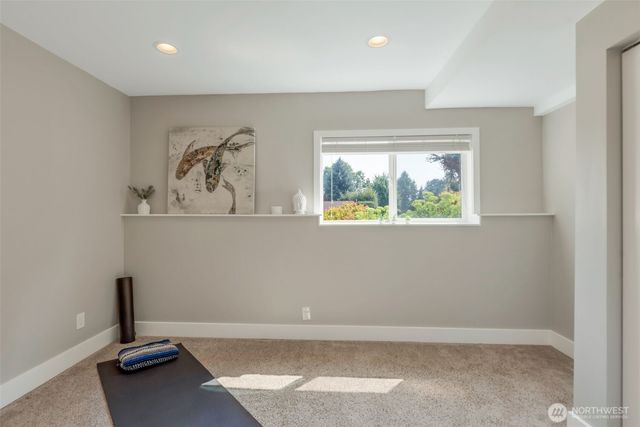 18804 64th Avenue NE, Kenmore, WA 98028