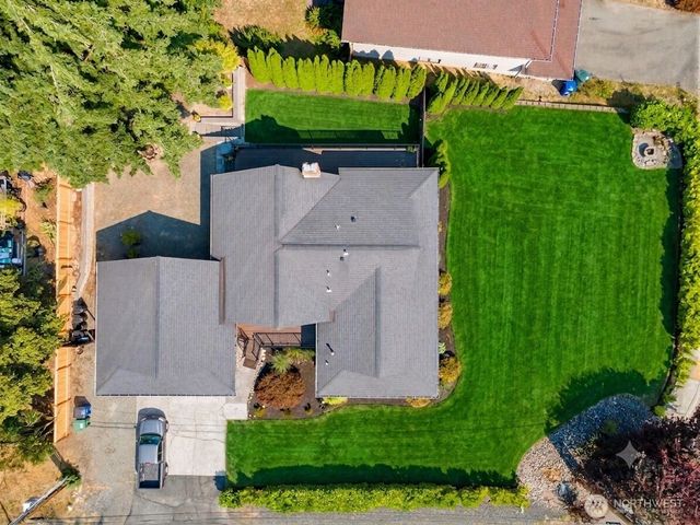 18804 64th Avenue NE, Kenmore, WA 98028