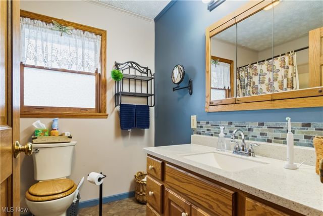 50001 Warnock Glencoe Road, St Clairsville, OH 43950