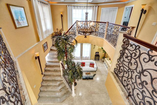 600 Circle Drive, Pompano Beach, FL 33062