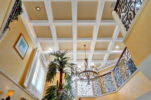 600 Circle Drive, Pompano Beach, FL 33062