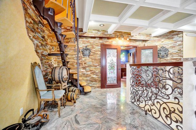 600 Circle Drive, Pompano Beach, FL 33062