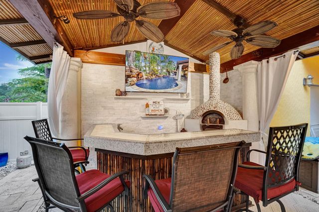 600 Circle Drive, Pompano Beach, FL 33062