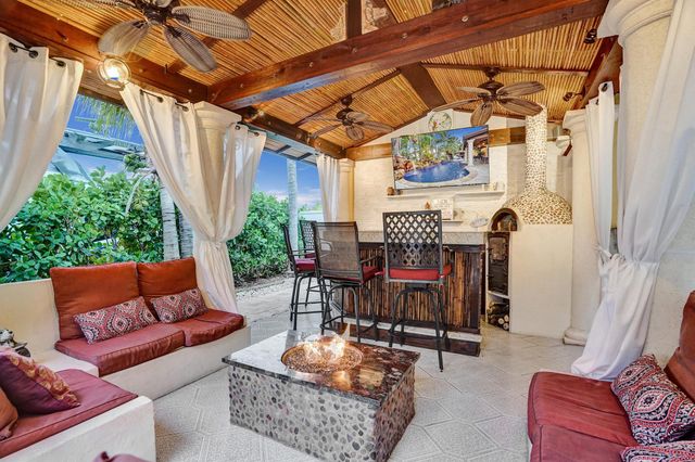 600 Circle Drive, Pompano Beach, FL 33062