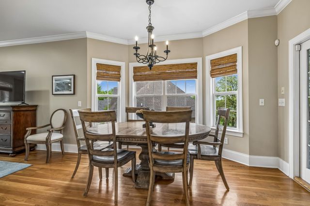 1007 Atchley Ct, Hendersonville, TN 37075