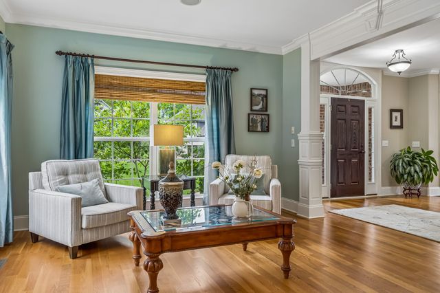 1007 Atchley Ct, Hendersonville, TN 37075