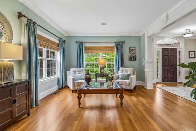 1007 Atchley Ct, Hendersonville, TN 37075