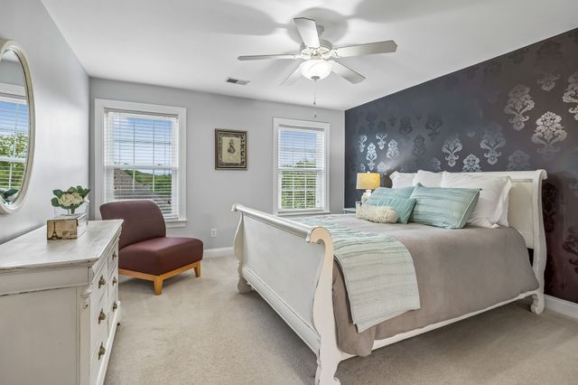 1007 Atchley Ct, Hendersonville, TN 37075