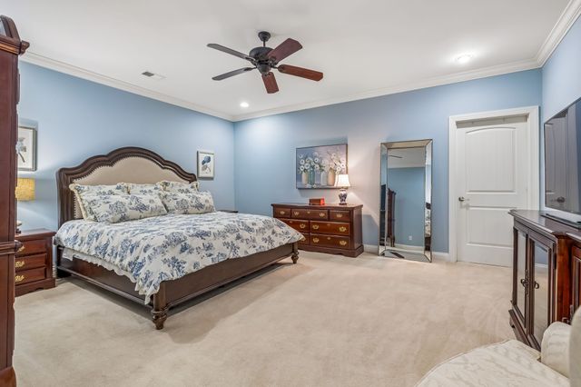 1007 Atchley Ct, Hendersonville, TN 37075