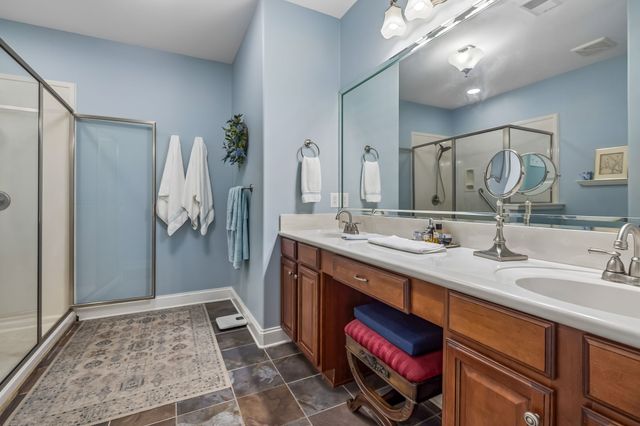 1007 Atchley Ct, Hendersonville, TN 37075