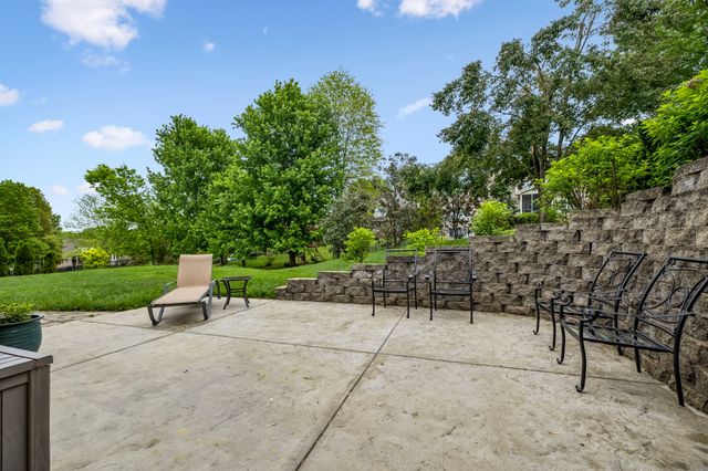 1007 Atchley Ct, Hendersonville, TN 37075