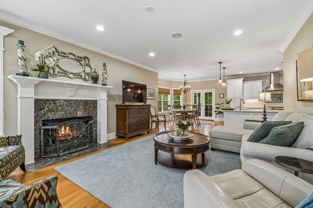 1007 Atchley Ct, Hendersonville, TN 37075